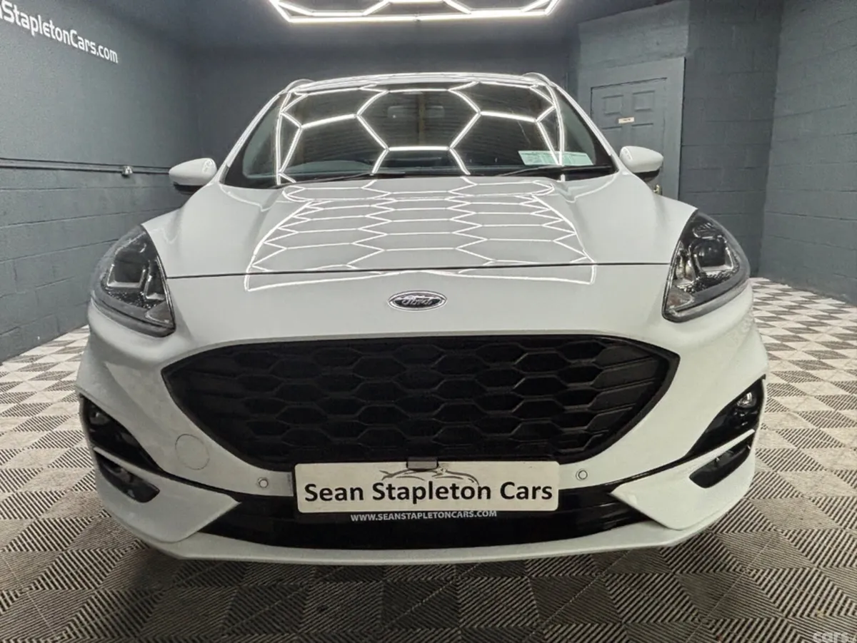 Ford Kuga MPV, Diesel, 2021, White