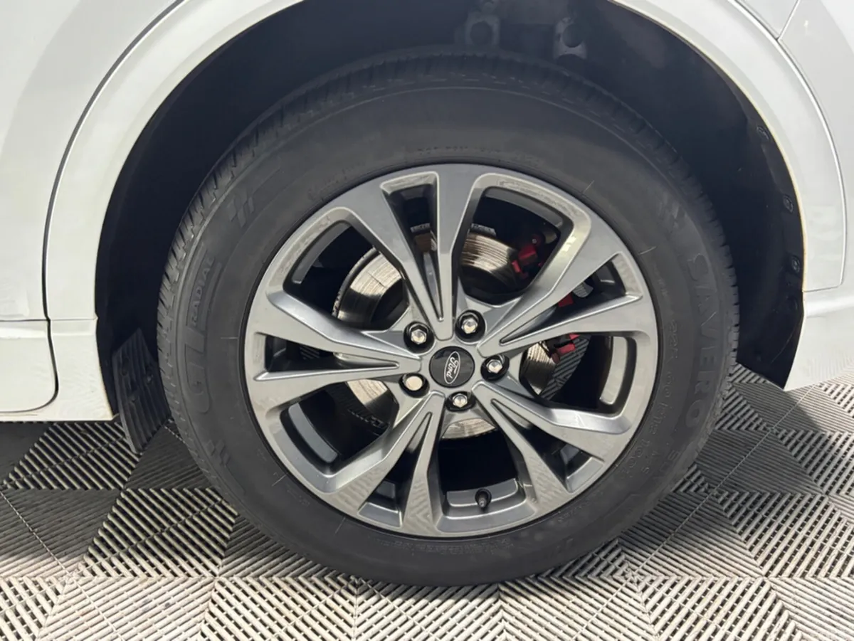 Ford Kuga MPV, Diesel, 2021, White
