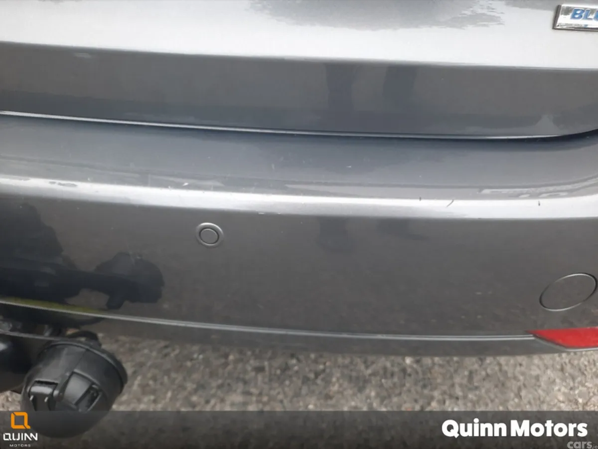 Volkswagen Touran MPV, Diesel, 2014, Grey