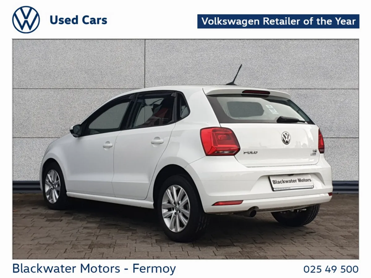 Volkswagen Polo Hatchback, Petrol, 2018, White