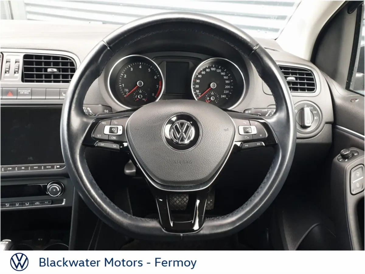 Volkswagen Polo Hatchback, Petrol, 2017, Grey