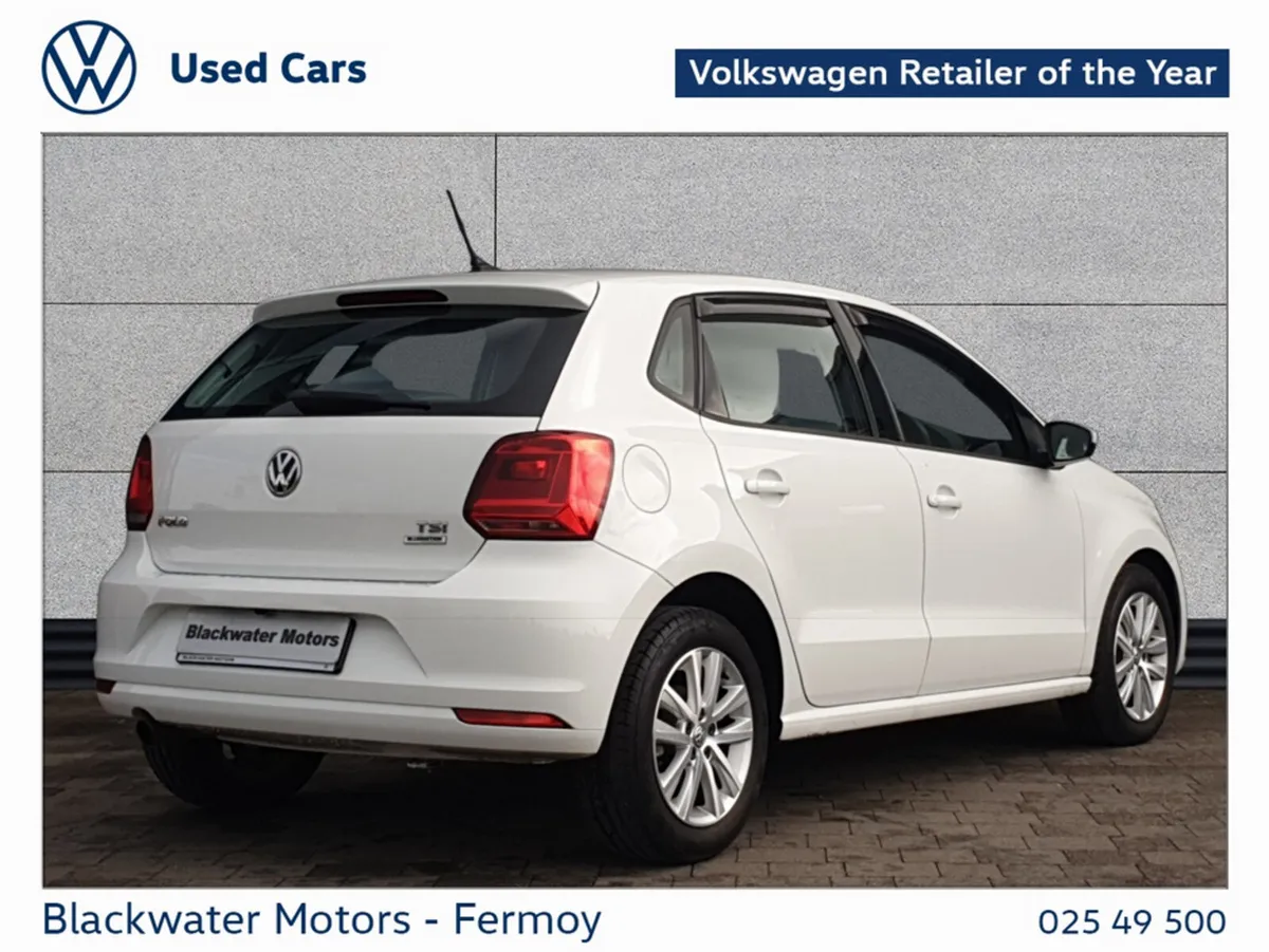 Volkswagen Polo Hatchback, Petrol, 2018, White