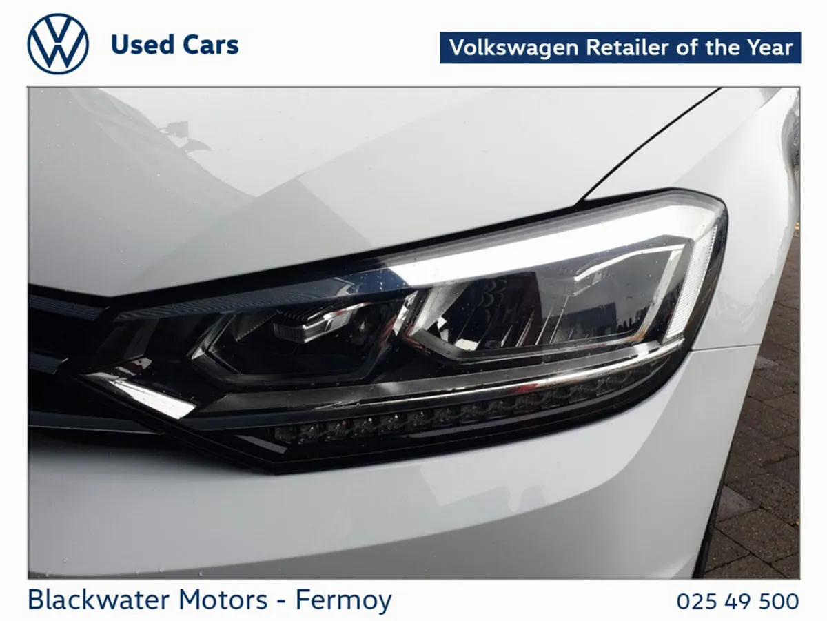 Volkswagen Touran Hatchback, Petrol, 2017, White