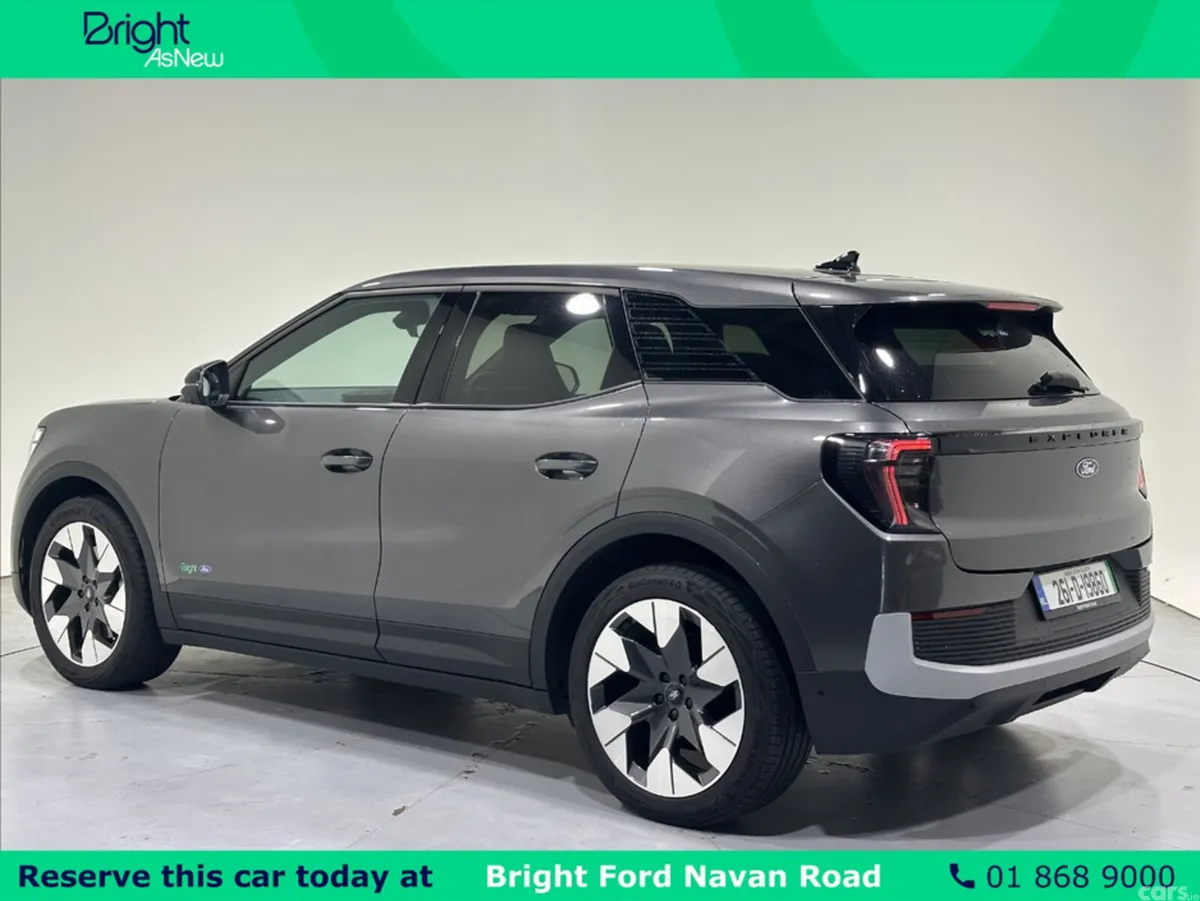 Ford Explorer MPV, Electric, 2026, Grey