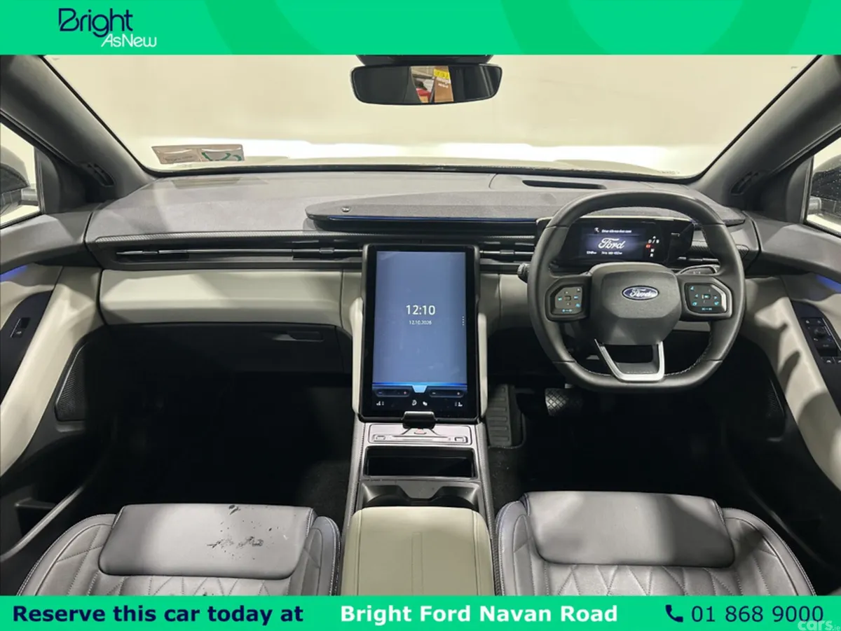 Ford Explorer MPV, Electric, 2026, Grey