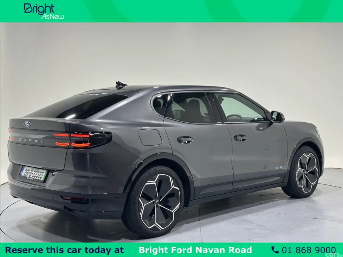 Ford Capri MPV, Electric, 2026, Grey