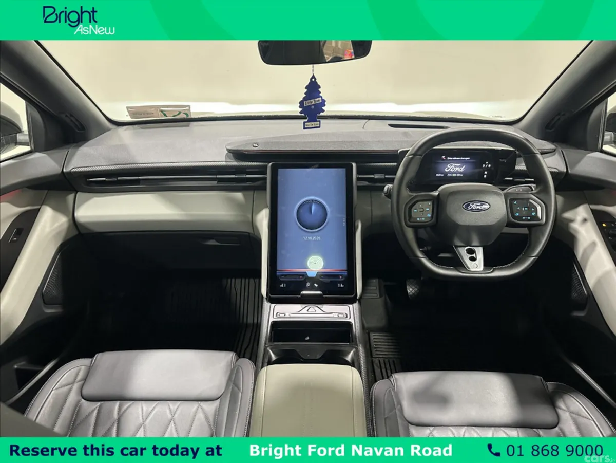 Ford Capri MPV, Electric, 2026, Grey