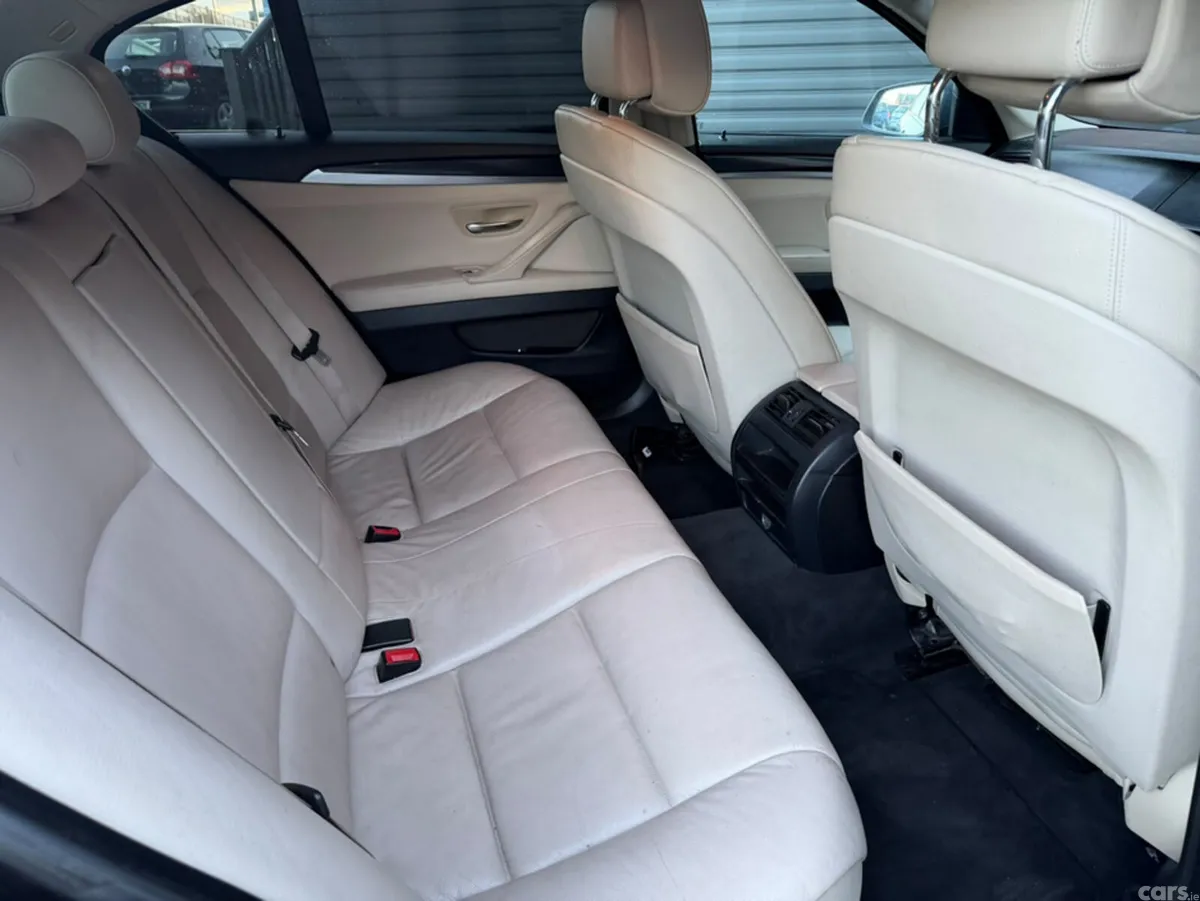 BMW 5-Series Saloon, Diesel, 2011, Black
