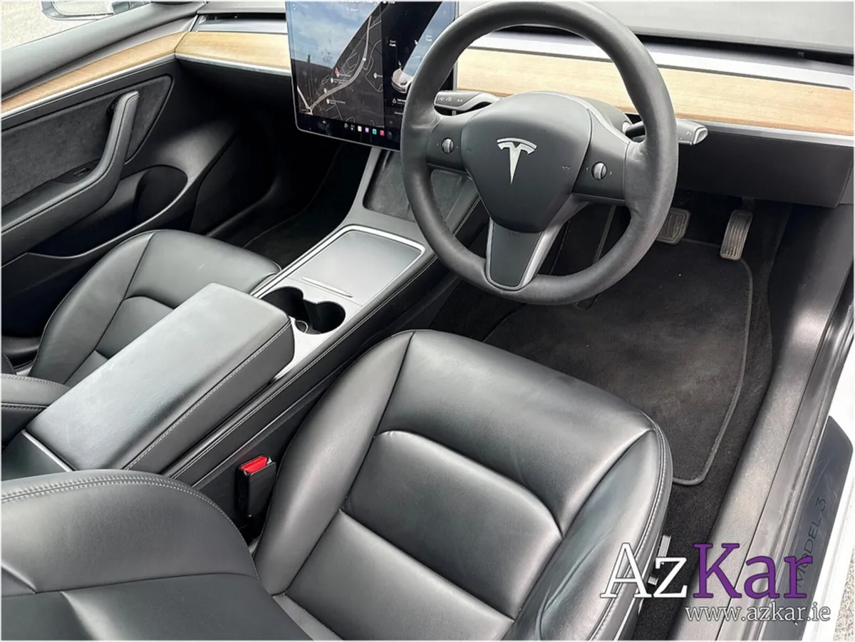 Tesla Model 3 Saloon, Electric, 2021, White