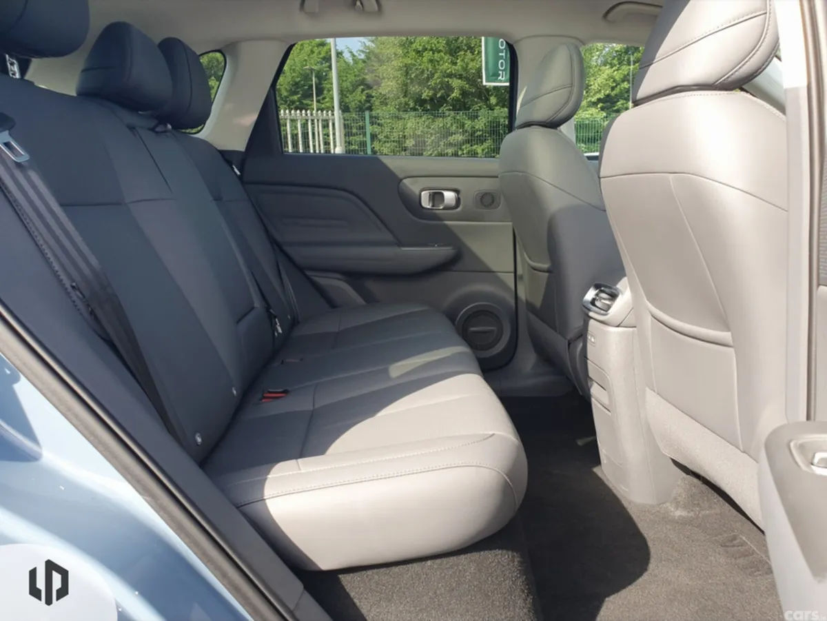 Leapmotor B10 SUV, Petrol Plug-in Hybrid, 2027, Blue