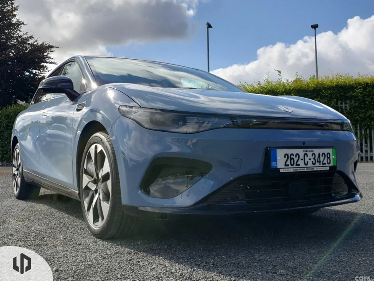 Leapmotor B05 Hatchback, Electric, 2027, Blue