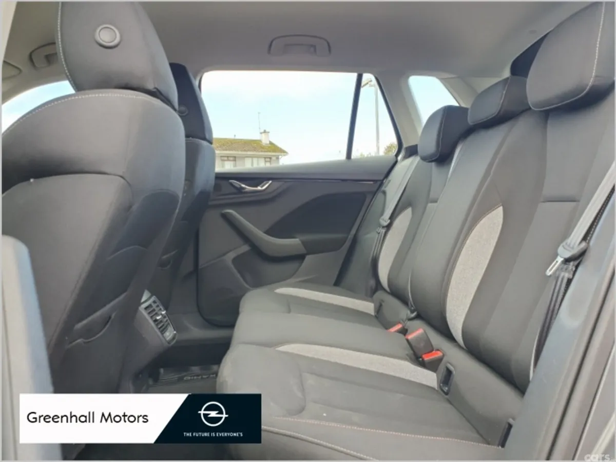 Skoda Kamiq Hatchback, Petrol, 2024, Grey