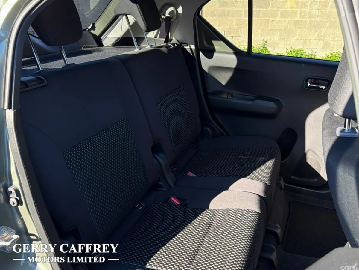 Suzuki Ignis Hatchback, Petrol, 2024, Green