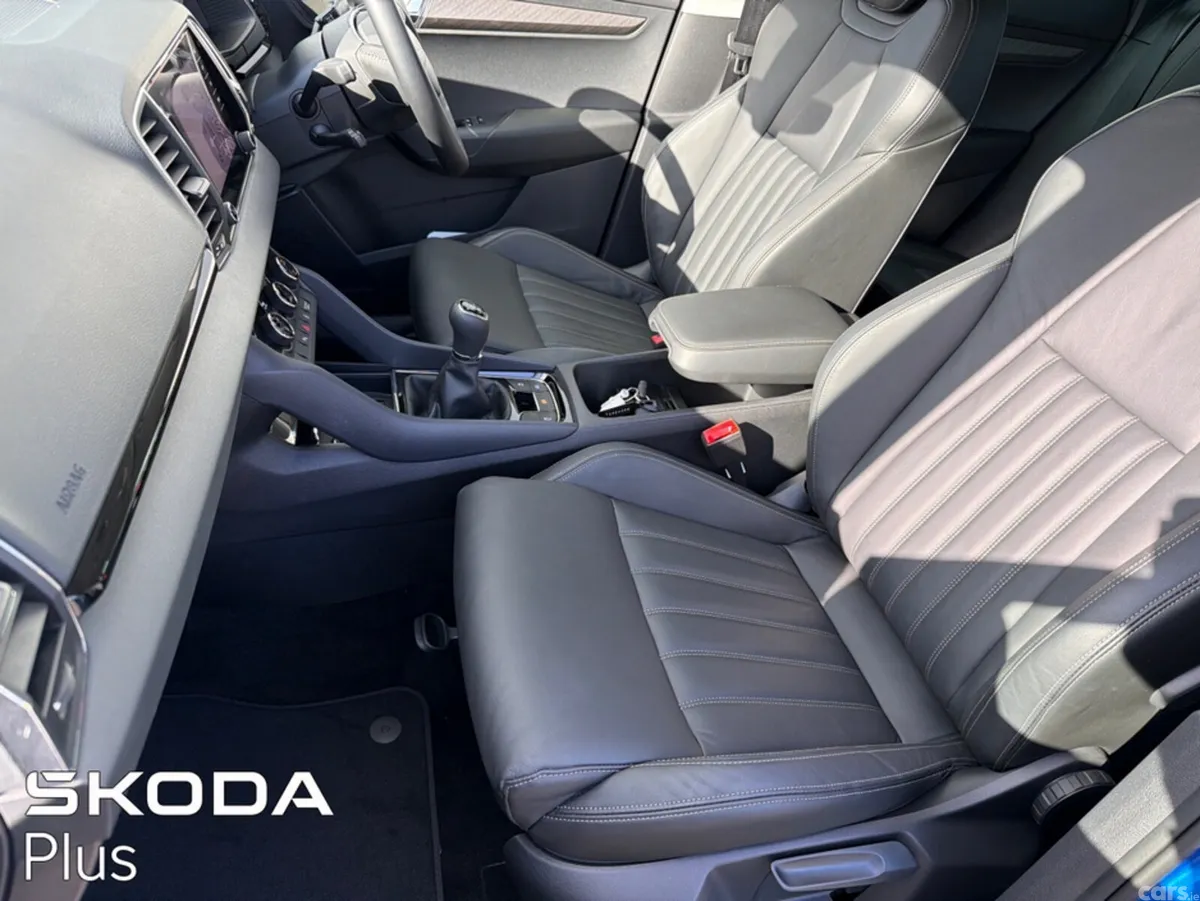Skoda Karoq SUV, Diesel, 2026, Blue