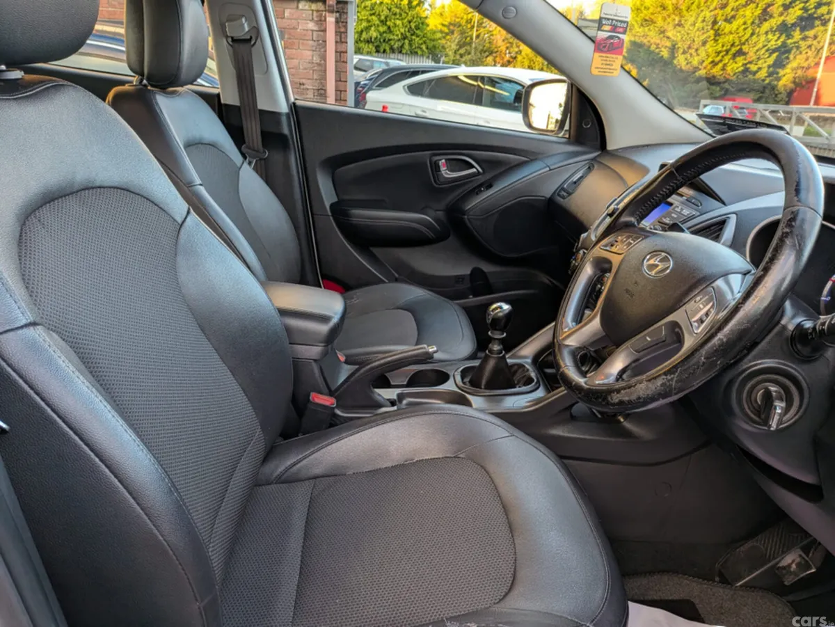 Hyundai ix35 SUV, Diesel, 2014, White