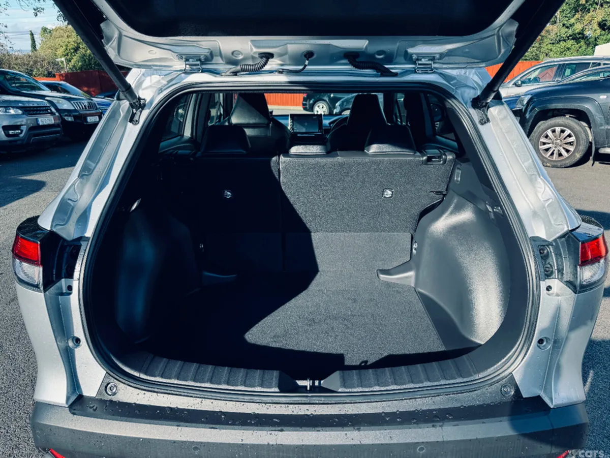 Toyota Corolla Cross SUV, Petrol Hybrid, 2023, Silver