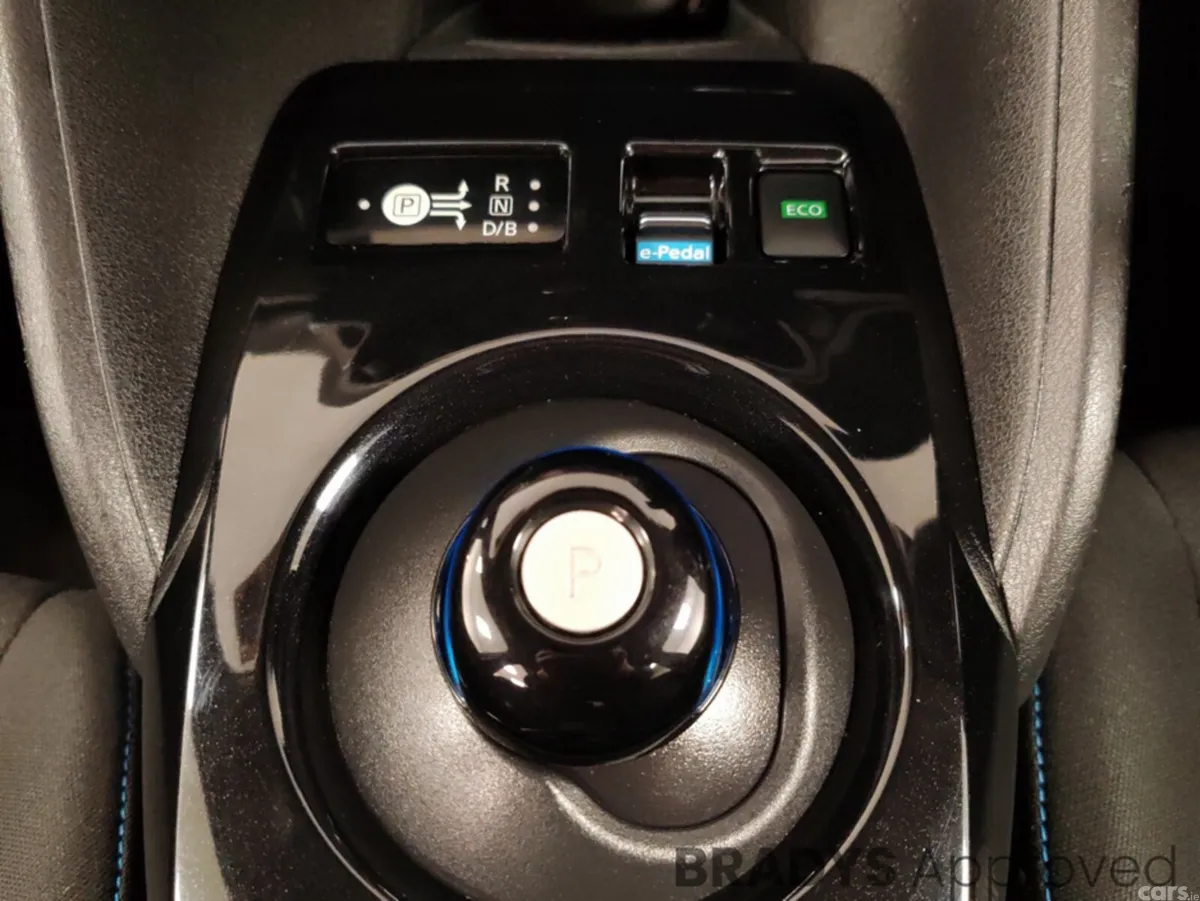 Nissan Leaf Hatchback, Electric, 2022, Blue