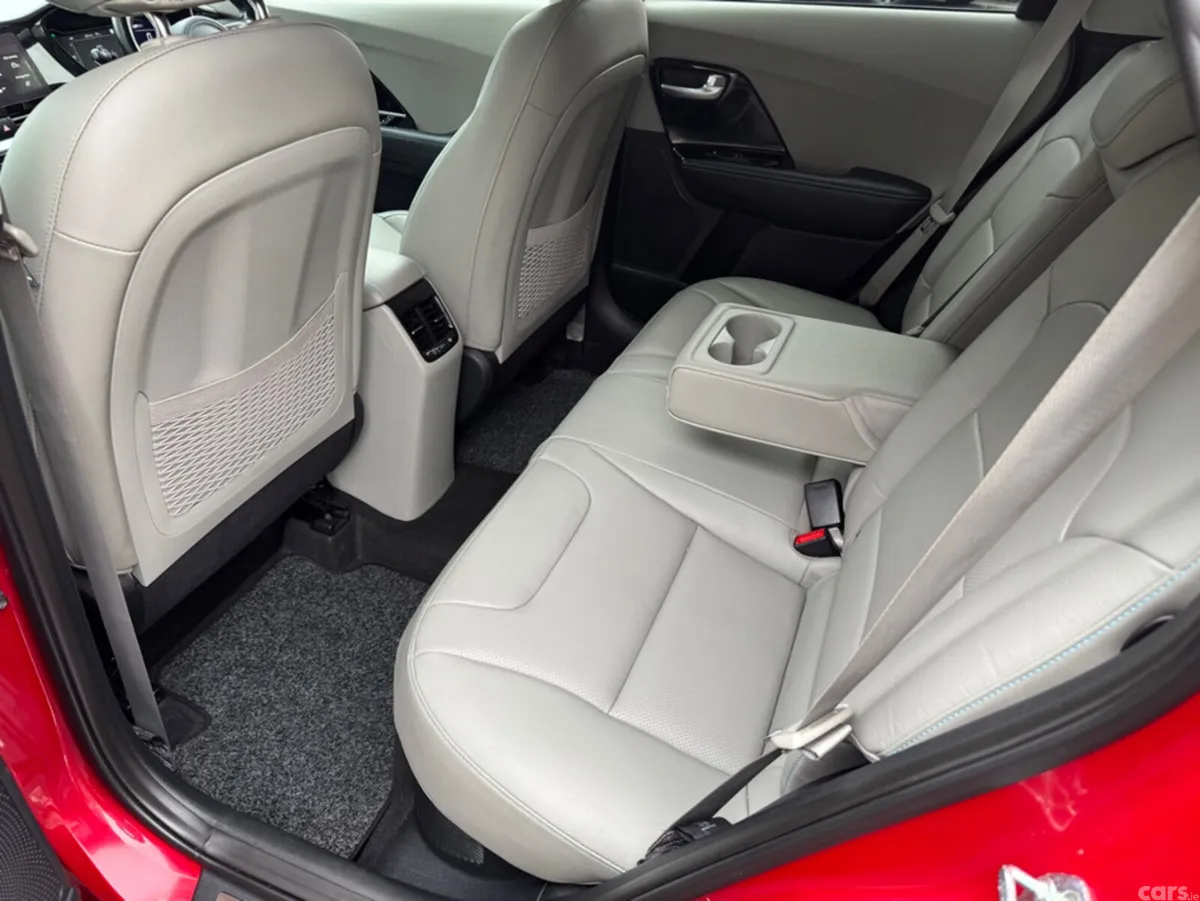 Kia Niro SUV, Petrol Plug-in Hybrid, 2020, Red