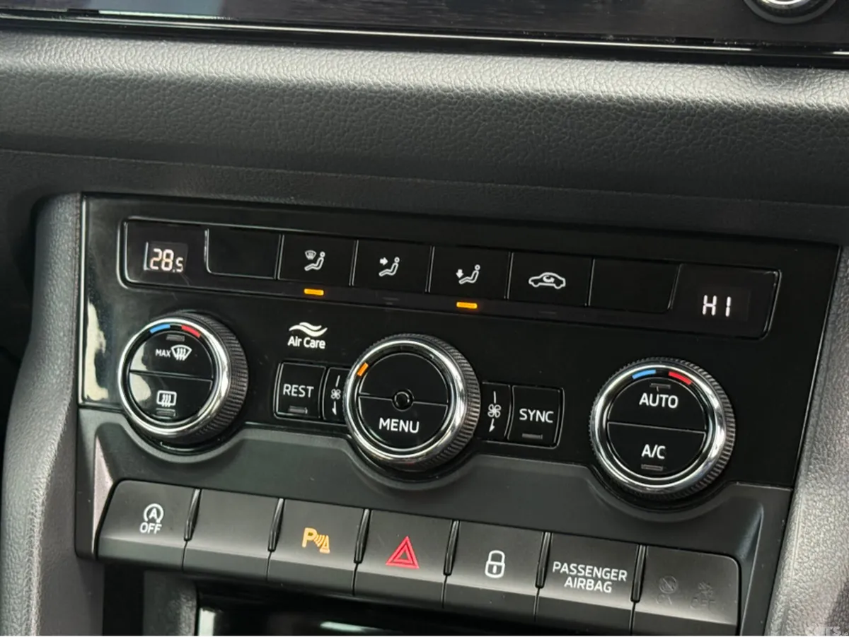 Skoda Kodiaq Estate, Diesel, 2023, Grey