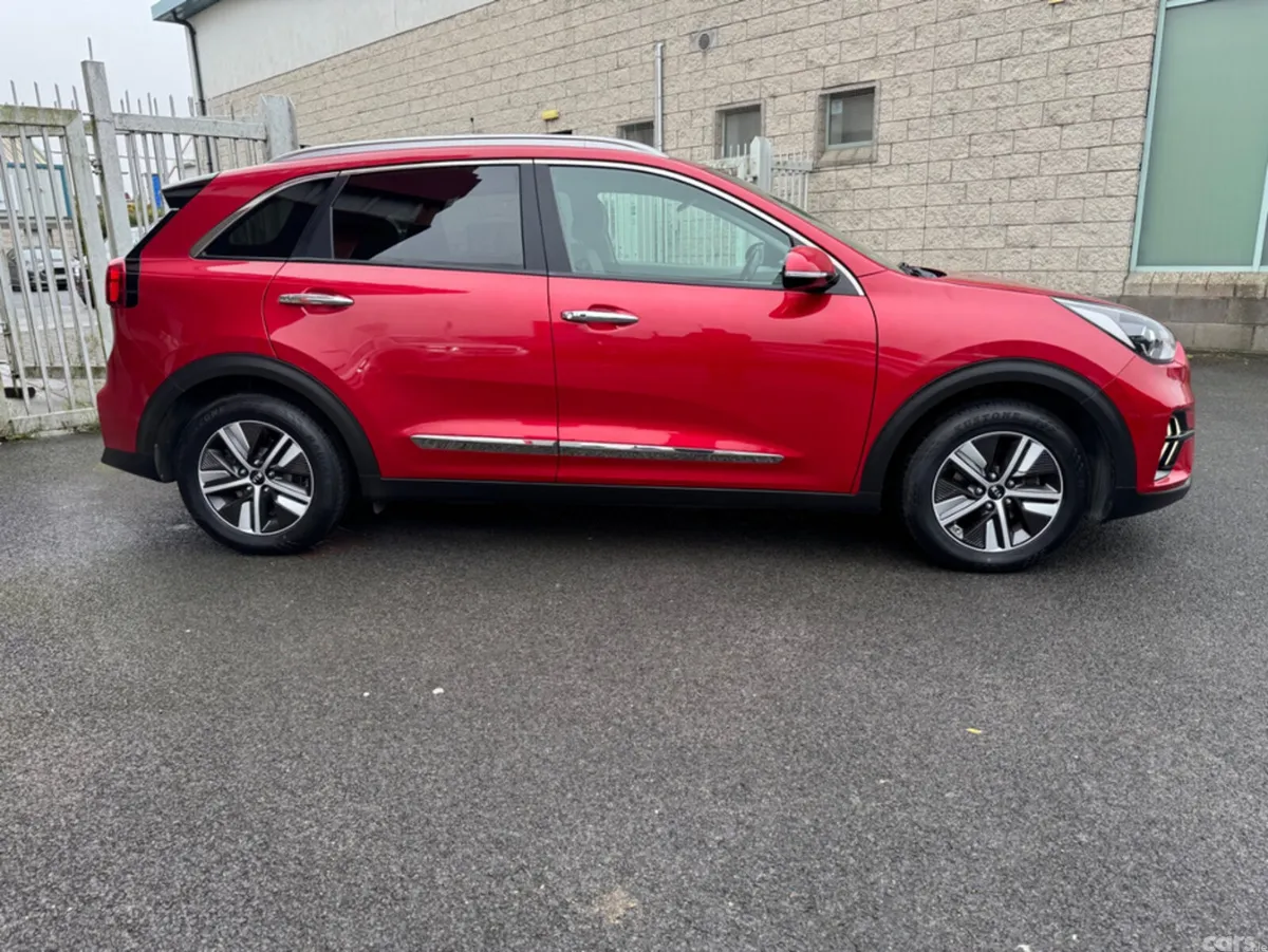 Kia Niro SUV, Petrol Plug-in Hybrid, 2020, Red
