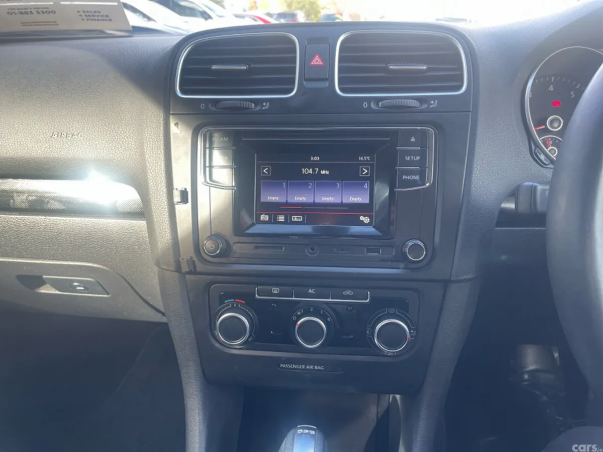 Volkswagen Golf Hatchback, Petrol, 2012, Red