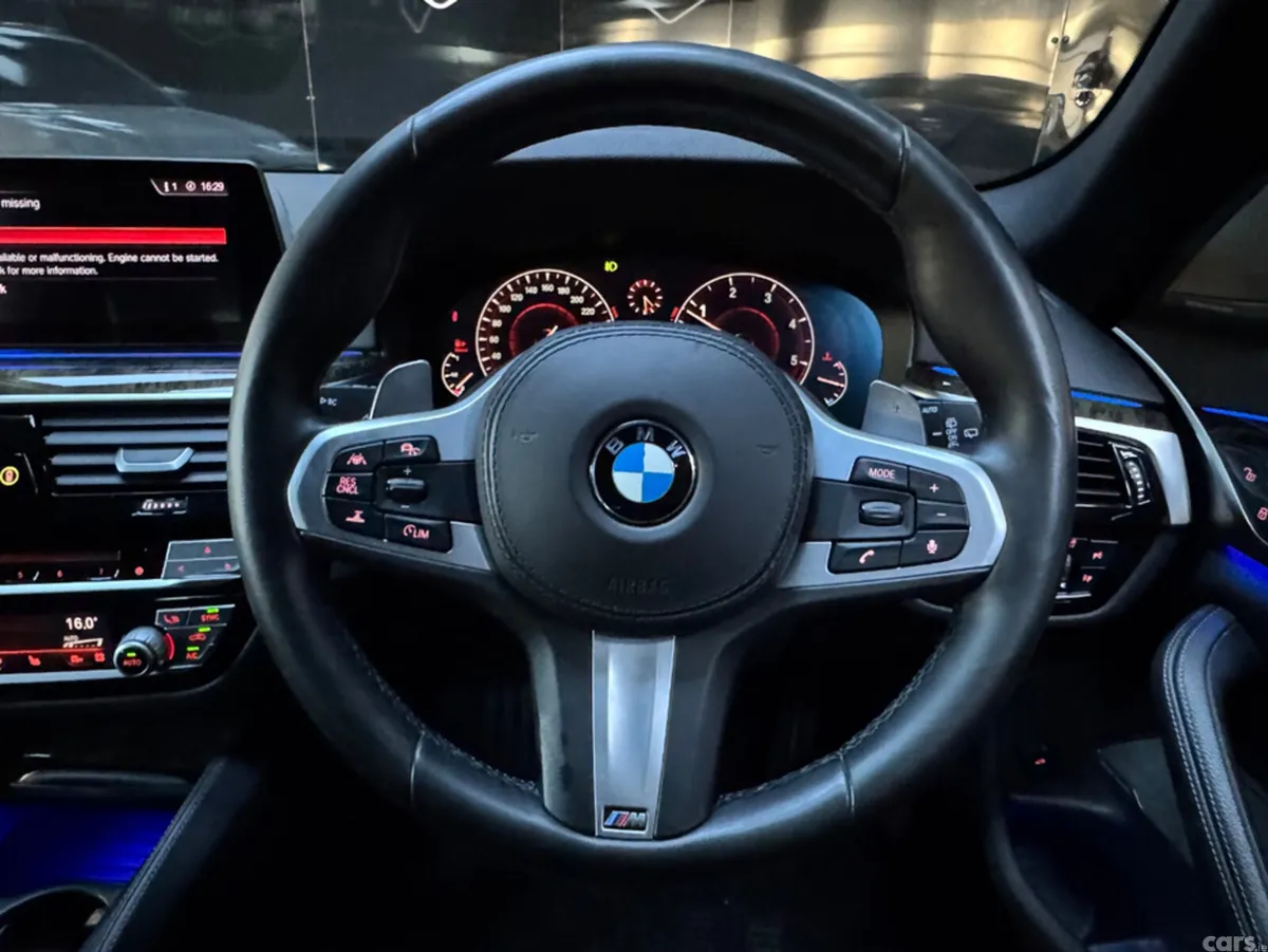 BMW 5-Series Estate, Diesel, 2020, White
