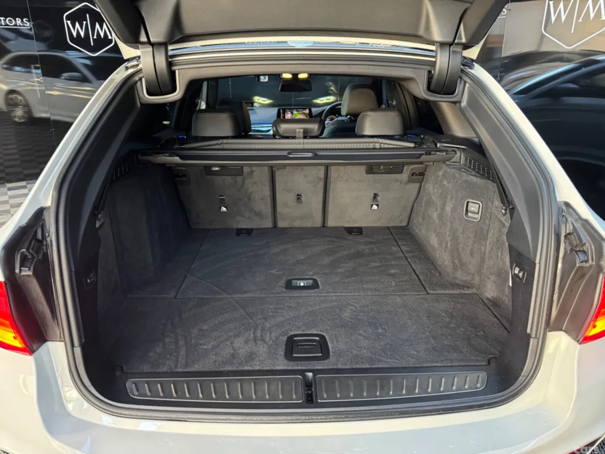 BMW 5-Series Estate, Diesel, 2020, White