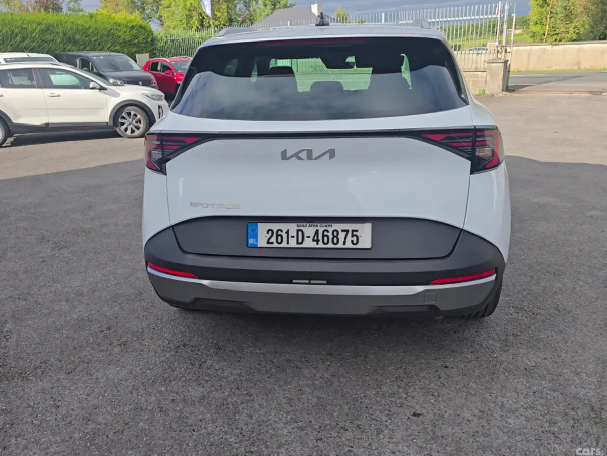 Kia Sportage MPV, Diesel Hybrid, 2026, White