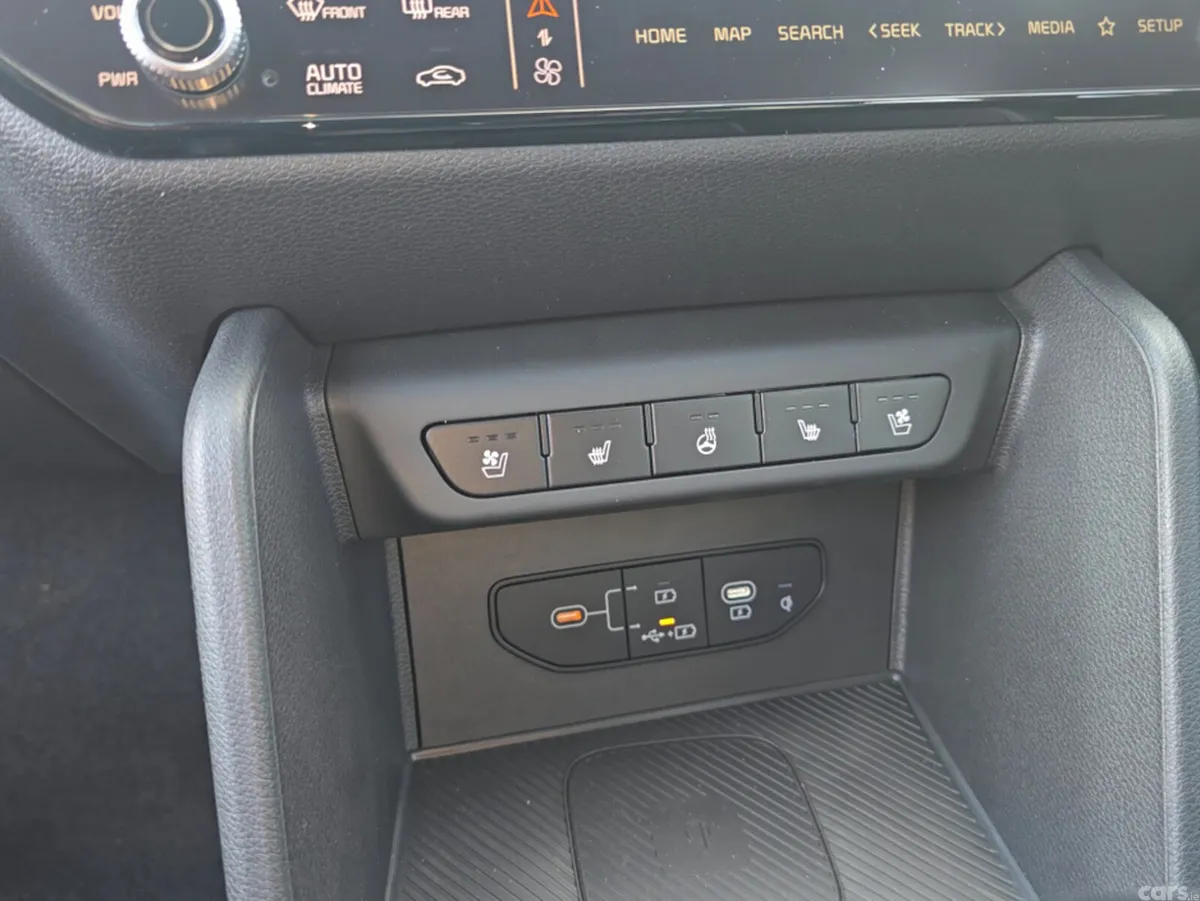 Kia Sportage MPV, Diesel Hybrid, 2026, White