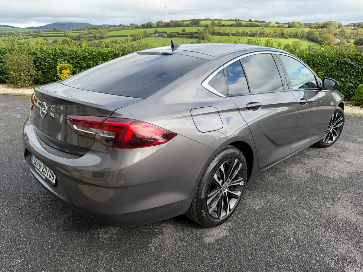 Opel Insignia Hatchback, Diesel, 2022, Grey