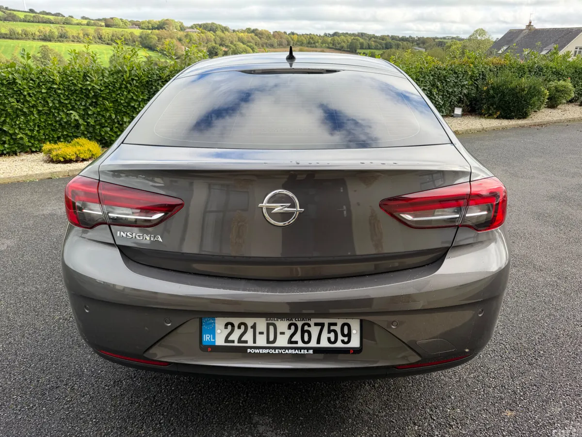 Opel Insignia Hatchback, Diesel, 2022, Grey