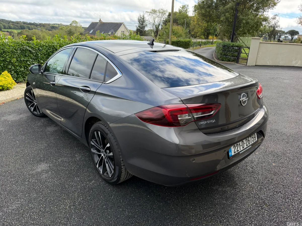 Opel Insignia Hatchback, Diesel, 2022, Grey