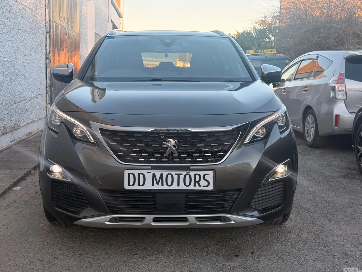 Peugeot 5008 SUV, Diesel, 2019, Grey