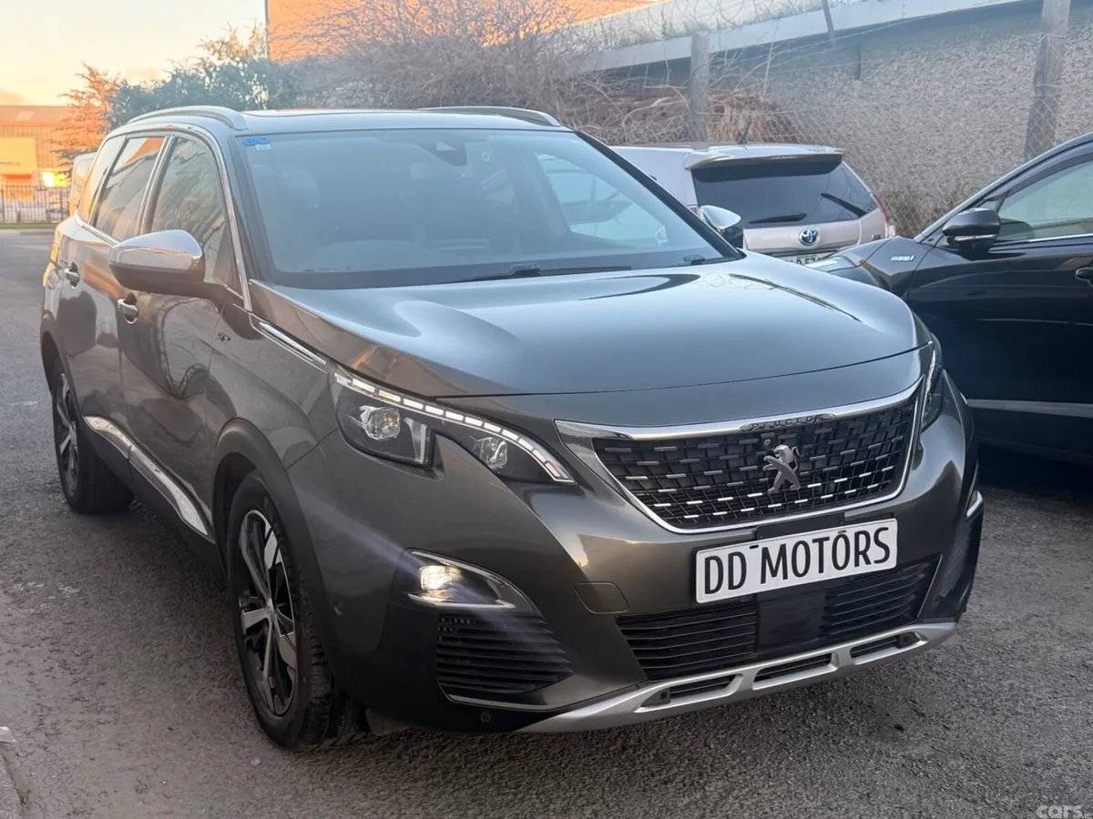 Peugeot 5008 SUV, Diesel, 2019, Grey
