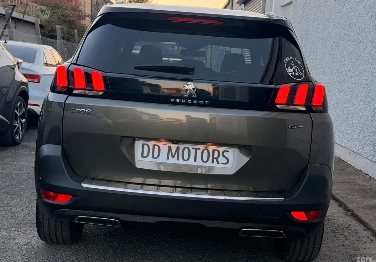 Peugeot 5008 SUV, Diesel, 2019, Grey
