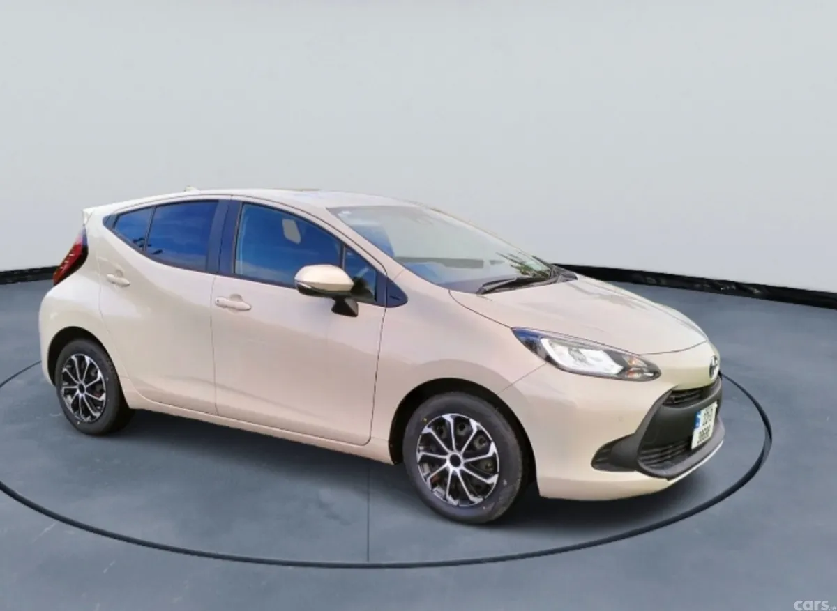 Toyota Prius Hatchback, Petrol Hybrid, 2022, Beige