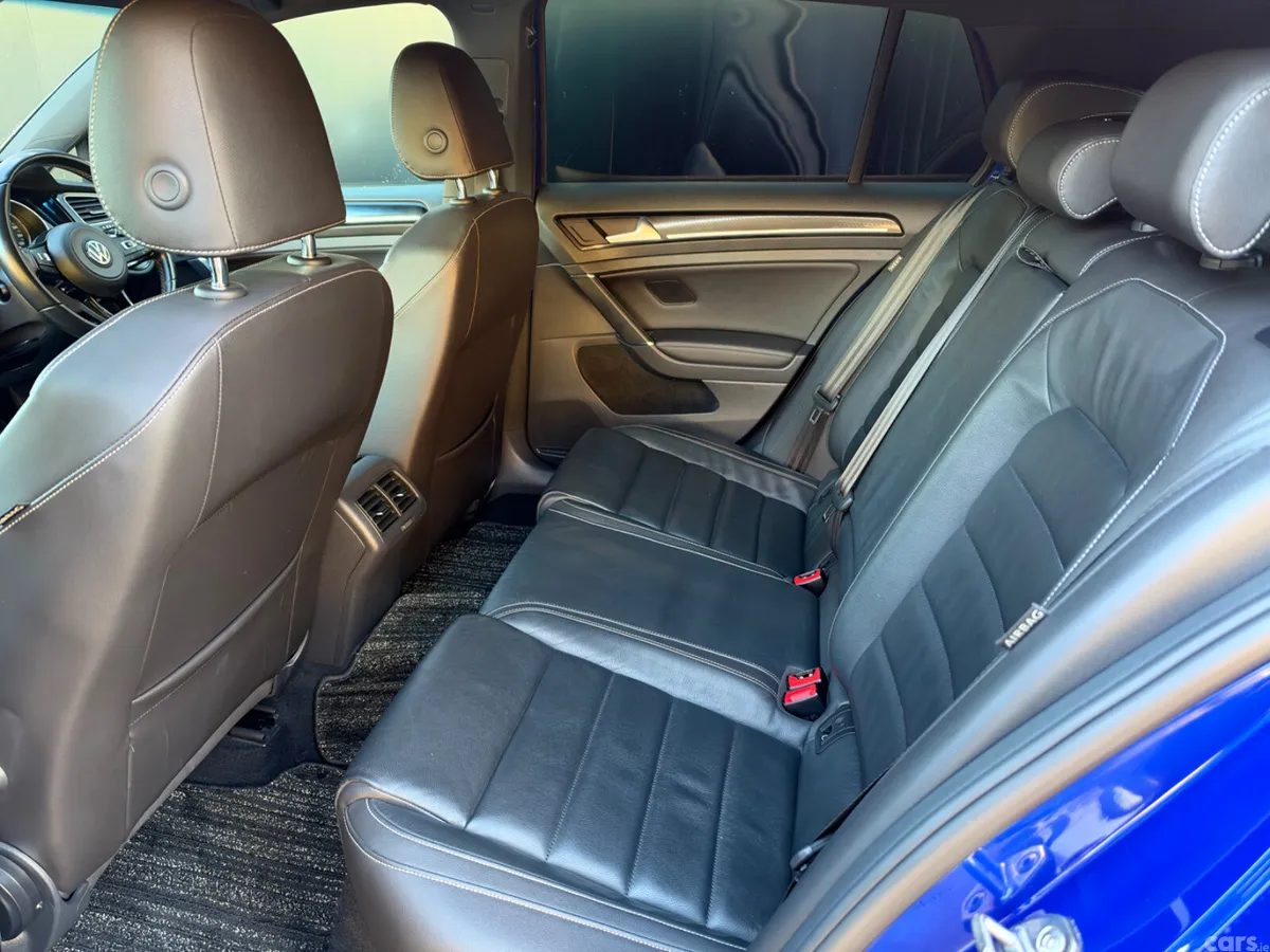 Volkswagen Golf Hatchback, Petrol, 2017, Blue