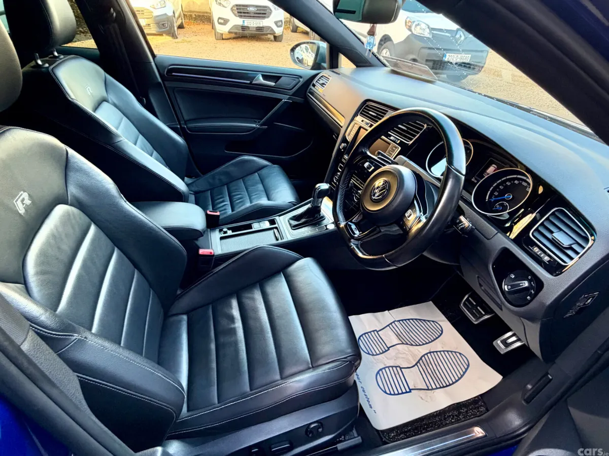 Volkswagen Golf Hatchback, Petrol, 2017, Blue