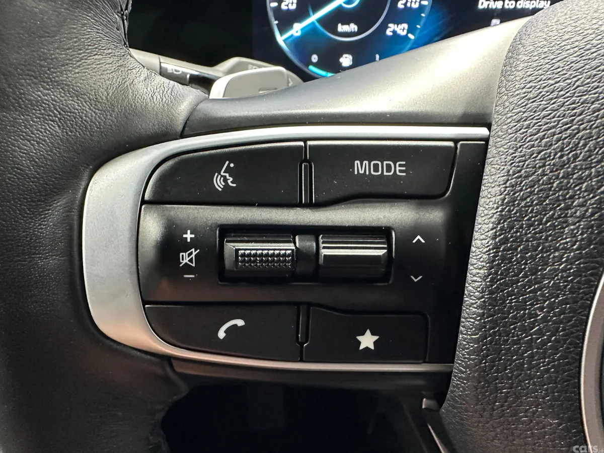 Kia Sportage SUV, Petrol Hybrid, 2024, White