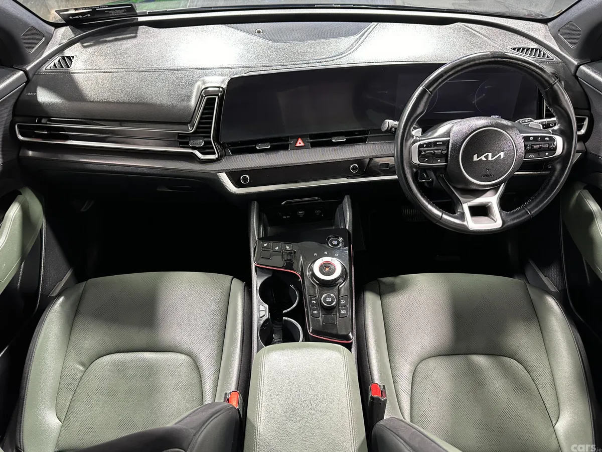 Kia Sportage SUV, Petrol Hybrid, 2024, Black