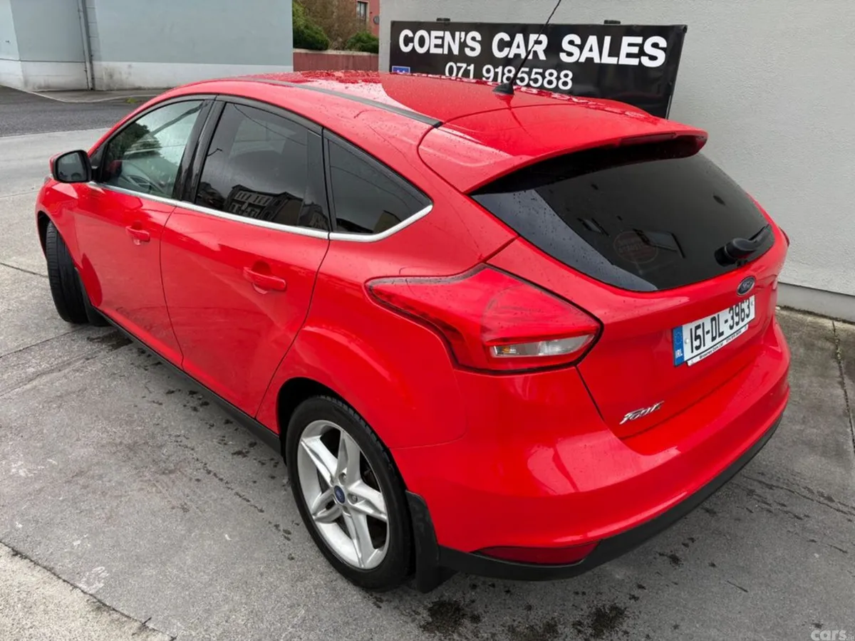 Ford Focus Hatchback, Diesel, 2015, Red
