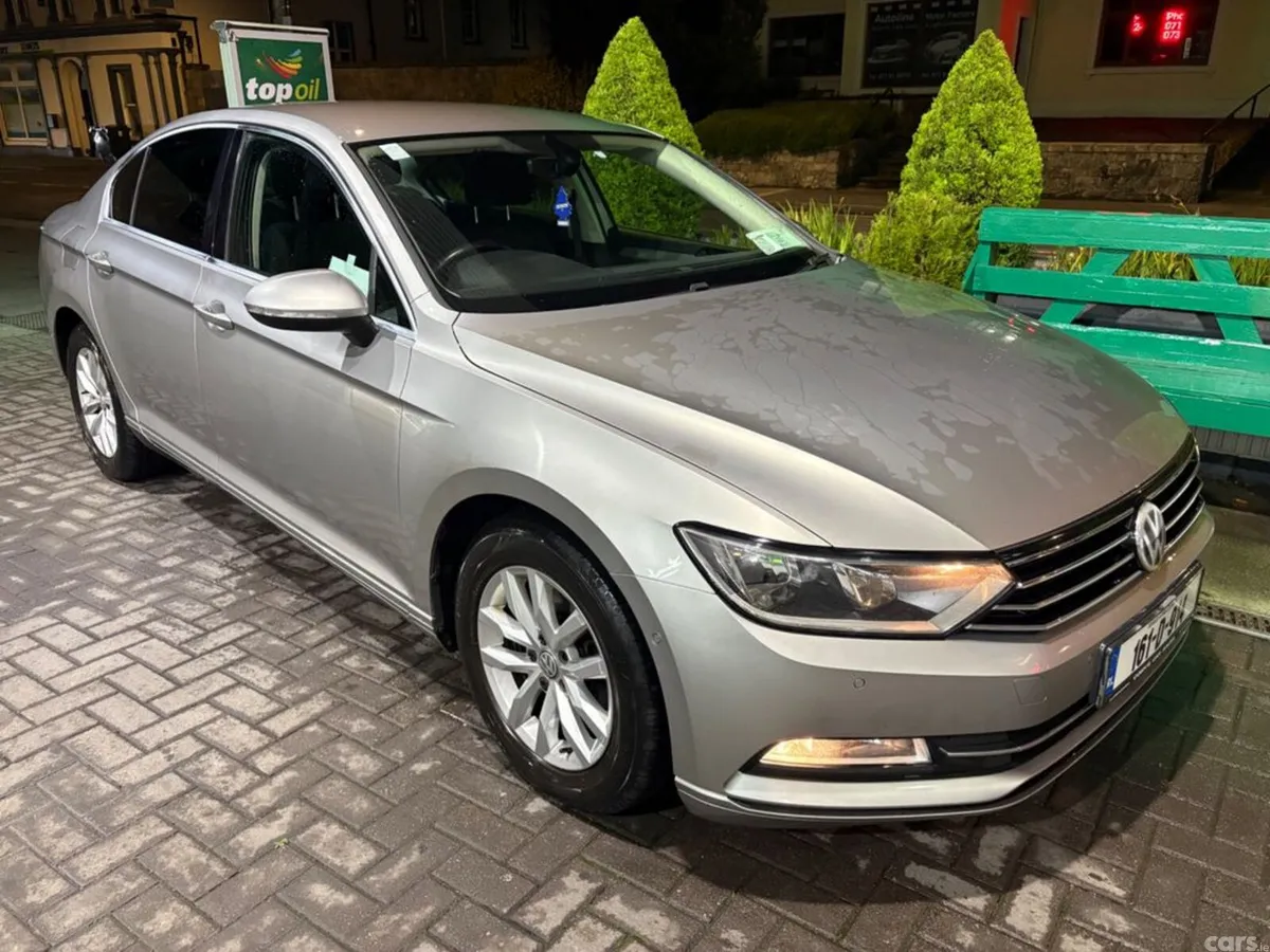 Volkswagen Passat Saloon, Diesel, 2016, Silver