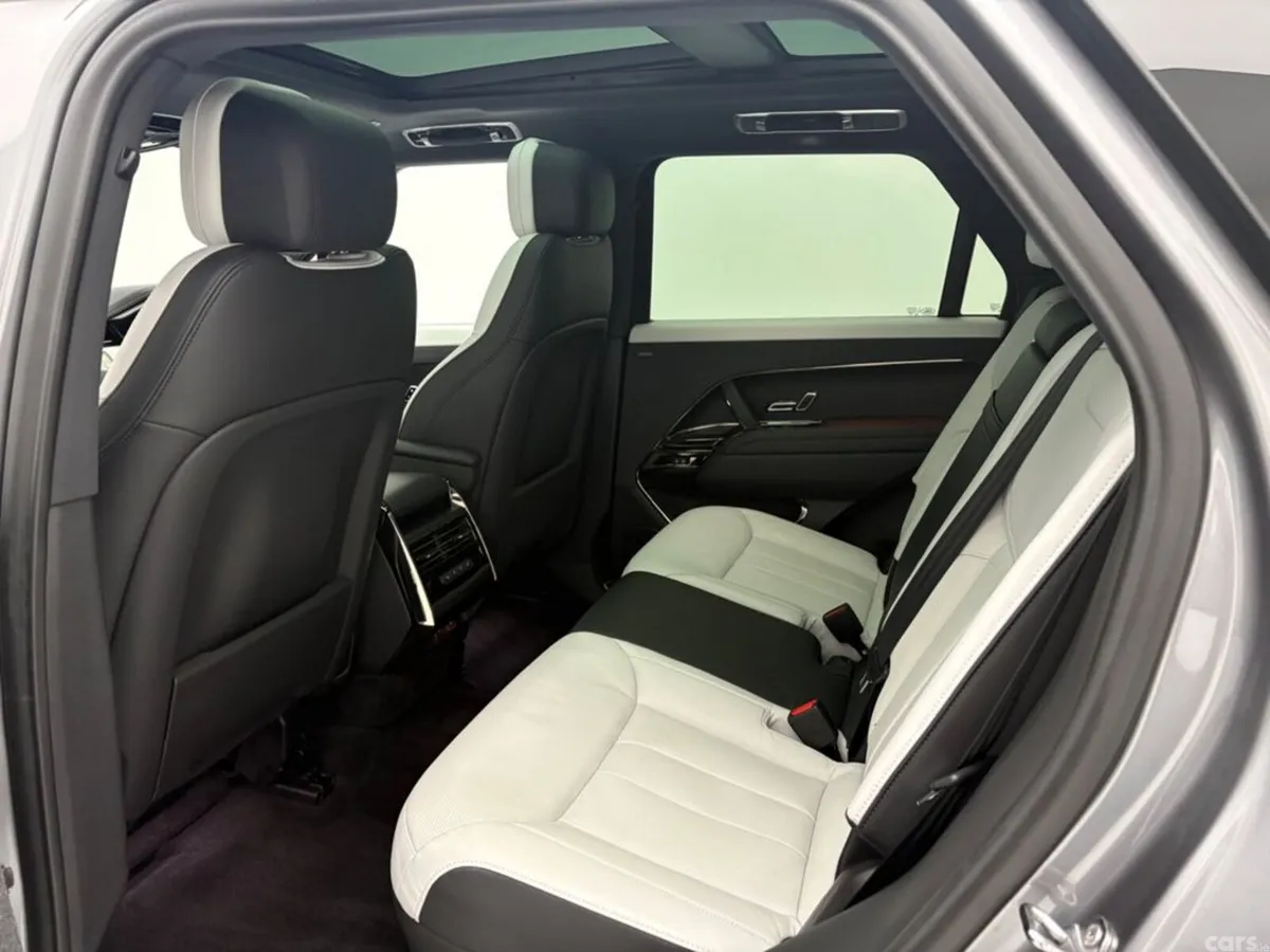 Land Rover Range Rover Sport Estate, Petrol Plug-in Hybrid, 2024, Grey