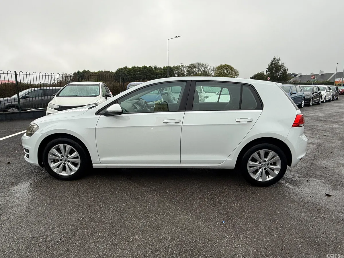Volkswagen Golf Hatchback, Petrol, 2013, White