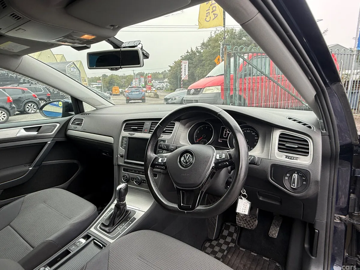 Volkswagen Golf Hatchback, Petrol, 2014, Blue