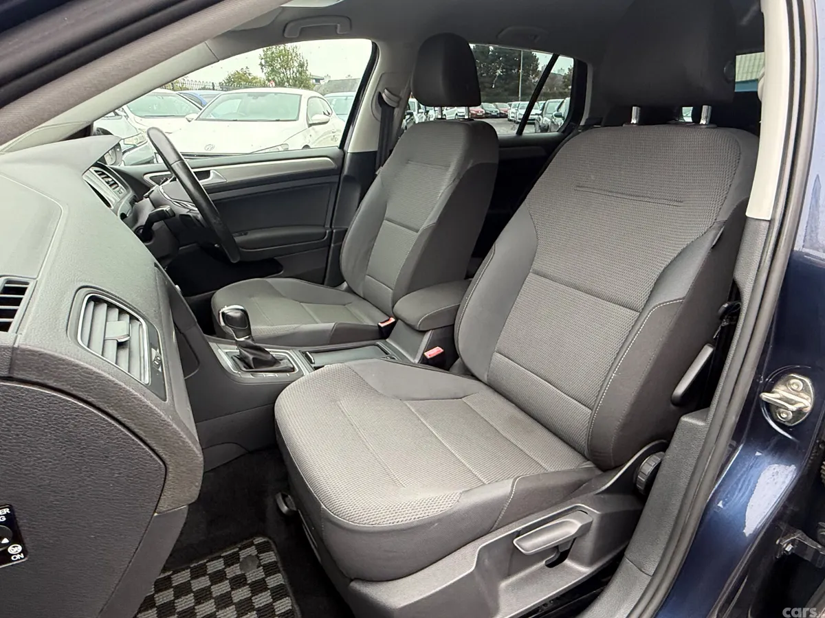 Volkswagen Golf Hatchback, Petrol, 2014, Blue
