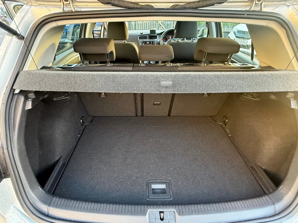 Volkswagen Golf Hatchback, Petrol, 2013, Silver