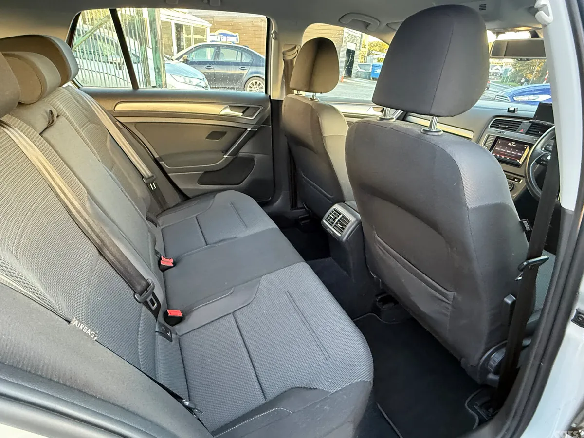 Volkswagen Golf Hatchback, Petrol, 2013, Silver