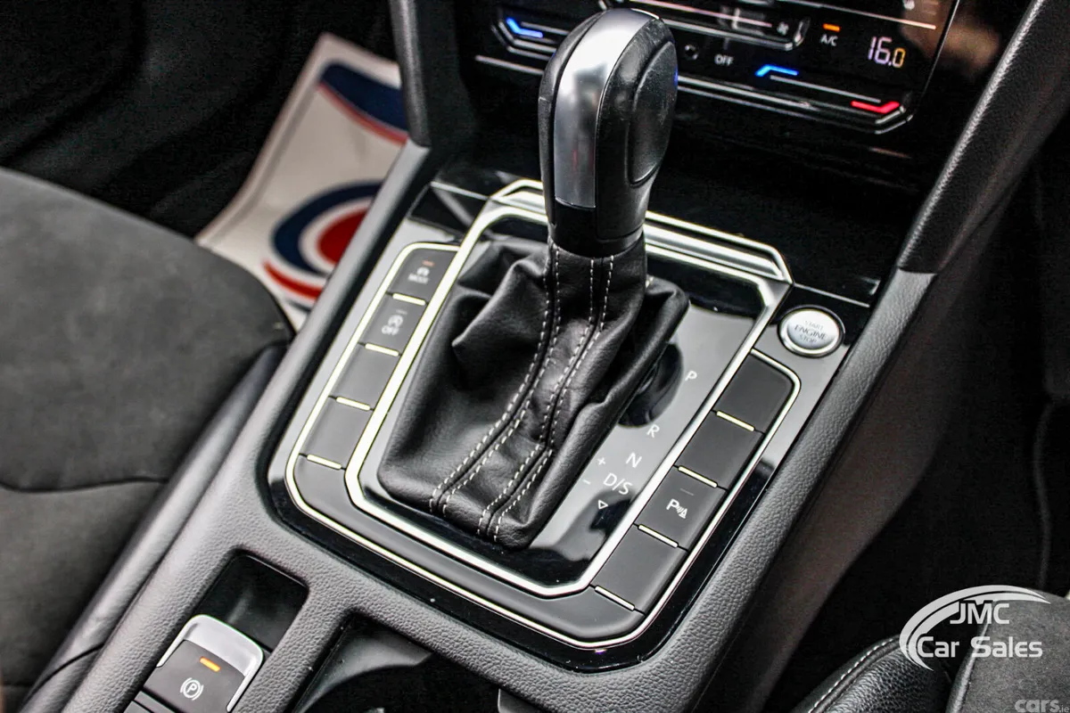 Volkswagen Arteon Estate, Diesel, 2021, Blue