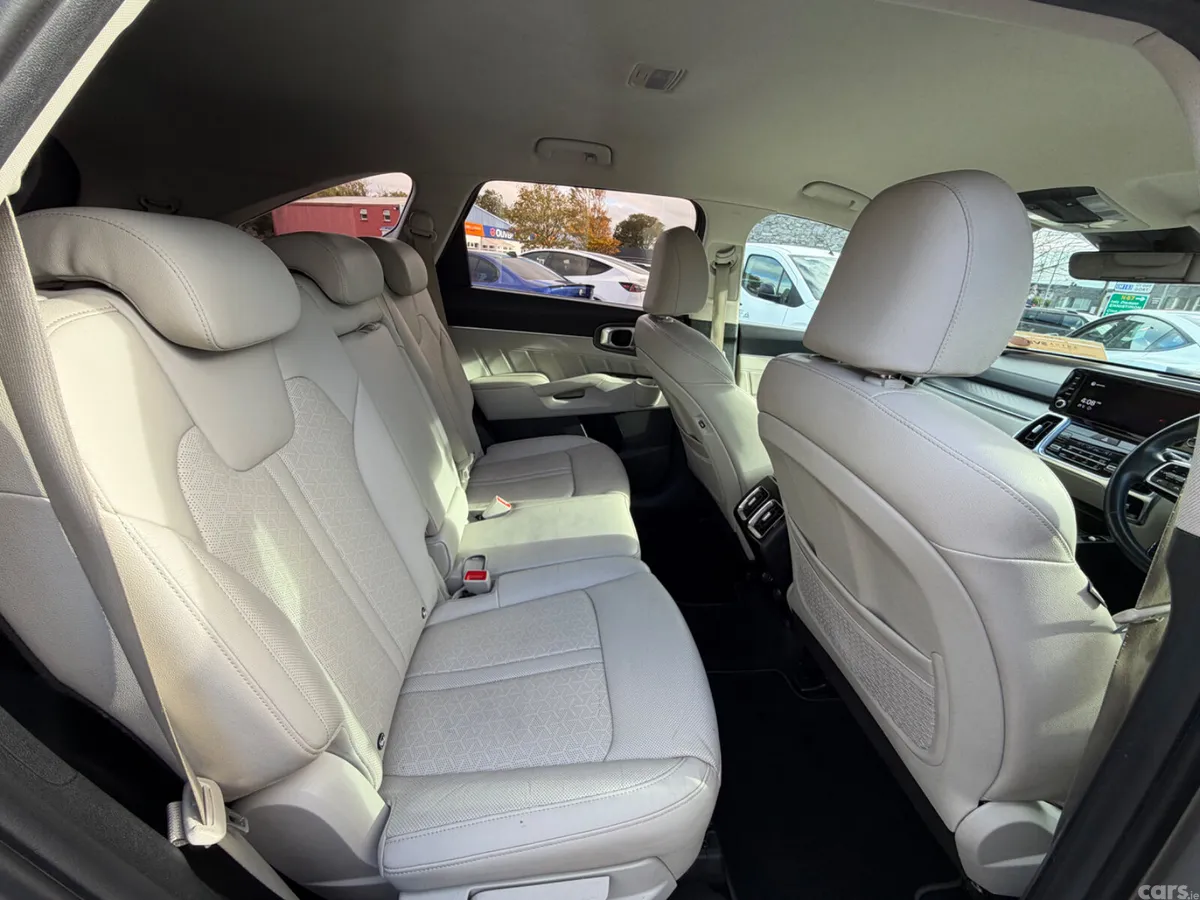 Kia Sorento SUV, Petrol Plug-in Hybrid, 2021, Grey
